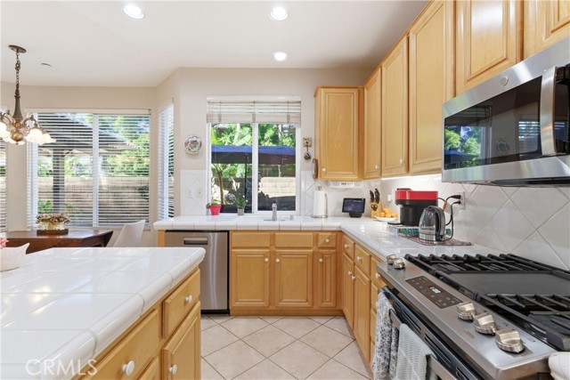 Detail Gallery Image 12 of 38 For 7814 Orchid, Huntington Beach,  CA 92648 - 4 Beds | 2/1 Baths