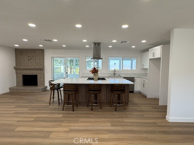 Detail Gallery Image 4 of 25 For 32358 Emerald, Lucerne Valley,  CA 92356 - 3 Beds | 2 Baths