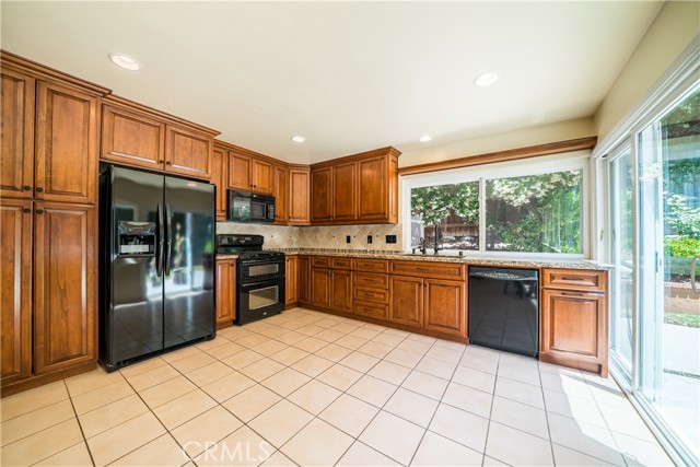 Detail Gallery Image 8 of 57 For 26412 via Lara, Mission Viejo,  CA 92691 - 4 Beds | 2 Baths