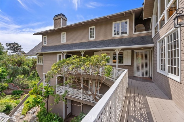 Detail Gallery Image 3 of 40 For 590 Diamond Street, Laguna Beach,  CA 92651 - 5 Beds | 4/1 Baths