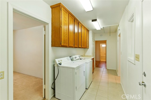 4041 57TH STREET, Sacramento CA: https://media.crmls.org/medias/d574b432-f0b4-4685-a7aa-11ca66c5544c.jpg
