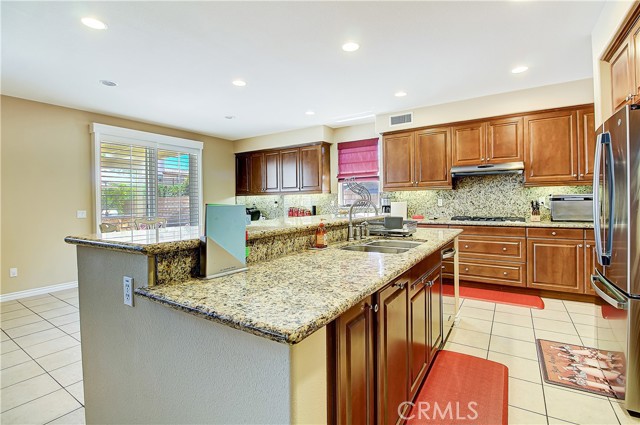 Detail Gallery Image 12 of 60 For 13033 Ridge Route Road, Riverside,  CA 92503 - 5 Beds | 4/1 Baths