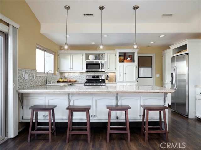 Detail Gallery Image 5 of 23 For 4395 Coachman, Santa Maria,  CA 93455 - 3 Beds | 2 Baths