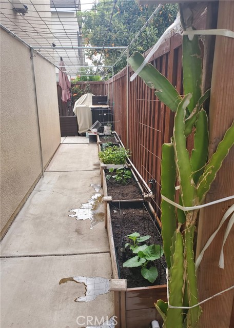 Detail Gallery Image 5 of 17 For 14591 Westfield, Chino,  CA 91710 - 4 Beds | 3 Baths