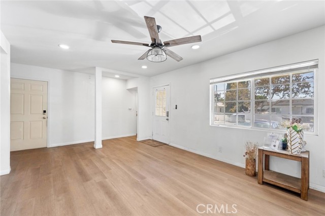 Detail Gallery Image 10 of 31 For 15219 Willard, Panorama City,  CA 91402 - 10 Beds | 8 Baths