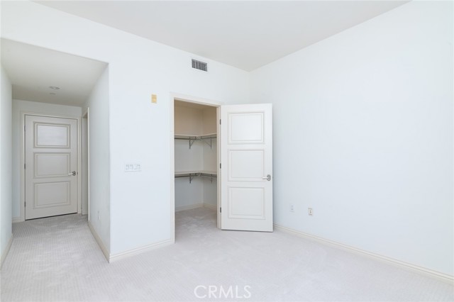 607 Caruso Avenue photo 17