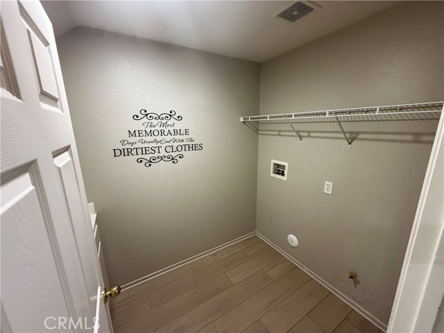 Detail Gallery Image 13 of 33 For 38422 Clearbrook, Murrieta,  CA 92563 - 4 Beds | 3/1 Baths