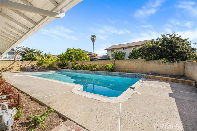 Detail Gallery Image 56 of 74 For 11348 Barbi Ln, Los Alamitos,  CA 90720 - 4 Beds | 2/1 Baths