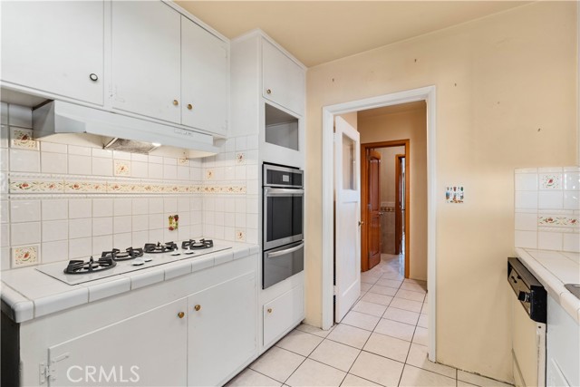 Detail Gallery Image 14 of 39 For 5218 Veronica St, Los Angeles,  CA 90008 - 3 Beds | 2 Baths