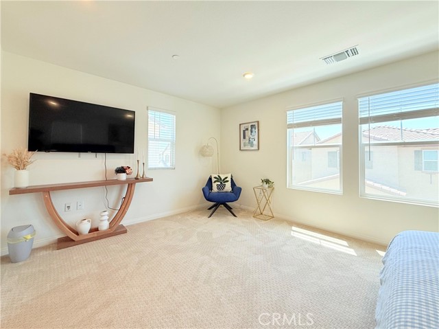 8543 Midway Lane, Chino CA: https://media.crmls.org/medias/d5795e9f-4176-4f4b-bed5-0cf26f7a3601.jpg