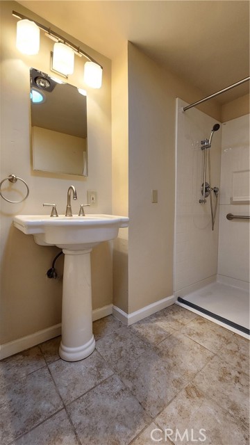 Detail Gallery Image 8 of 21 For 682 Taylor, Monterey,  CA 93940 - 4 Beds | 2 Baths