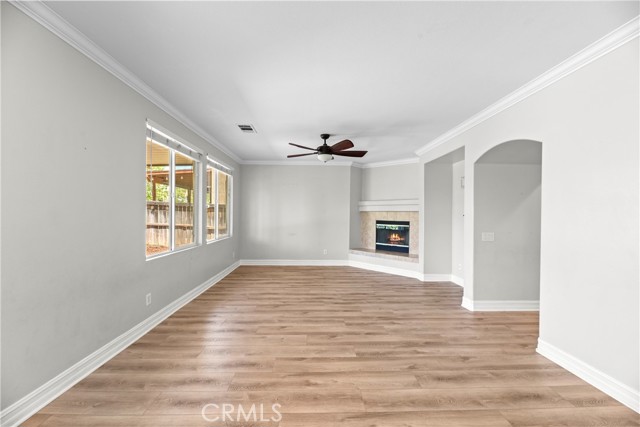 Detail Gallery Image 15 of 66 For 36275 Veramonte Ave, Murrieta,  CA 92562 - 4 Beds | 3 Baths