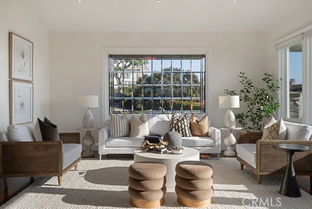 Detail Gallery Image 13 of 75 For 9771 Daron Dr, Villa Park,  CA 92861 - 5 Beds | 3/1 Baths