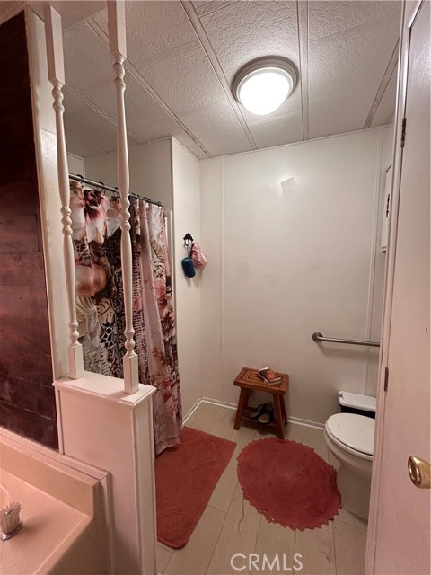 31816 Avenue E, Yucaipa CA: https://media.crmls.org/medias/d57bb756-ad5f-4437-b405-2ef2bb8075a5.jpg