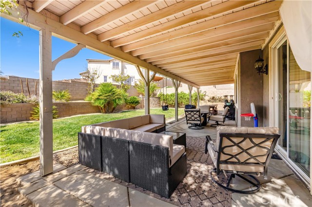 5080 Meadowsweet Drive, Palmdale CA: https://media.crmls.org/medias/d57bdea8-4323-4323-9da1-6fc462c11941.jpg