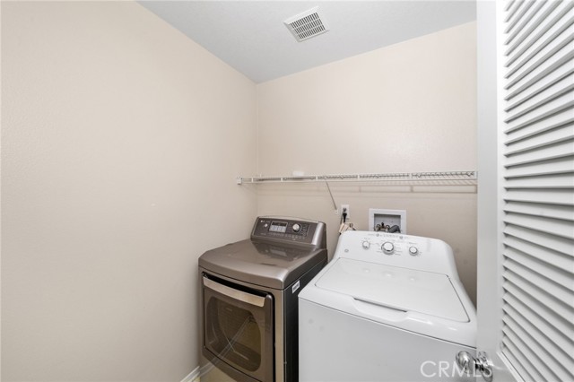 Detail Gallery Image 15 of 36 For 12500 Castelo Ln, Corona,  CA 91752 - 4 Beds | 2/1 Baths