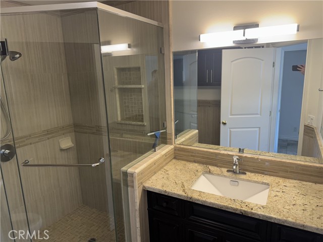 21041 Shaw Lane, Huntington Beach CA: https://media.crmls.org/medias/d57d39f7-4f91-40ca-b0c4-509983b8da18.jpg