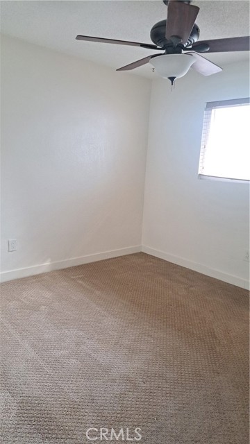 Detail Gallery Image 5 of 8 For 1950 N Sierra Way #1,  San Bernardino,  CA 92405 - 2 Beds | 1 Baths