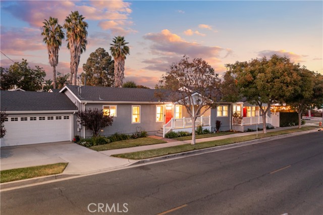 Detail Gallery Image 68 of 73 For 4001 W Clark Ave, Burbank,  CA 91505 - 3 Beds | 3 Baths