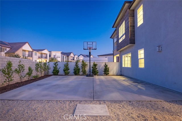 27751 Reel Lane, Stevenson Ranch CA: https://media.crmls.org/medias/d57df8ed-0dcf-4026-914d-7b55fede1b03.jpg