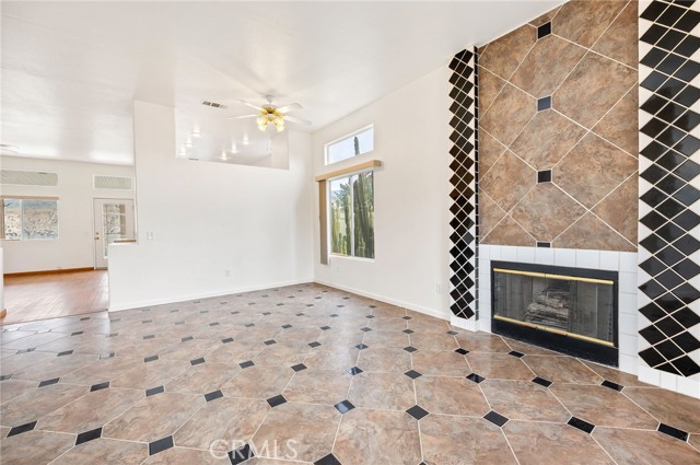 Detail Gallery Image 12 of 57 For 44268 Galicia, Hemet,  CA 92544 - 3 Beds | 2 Baths