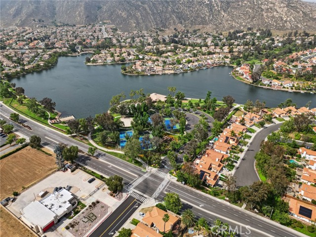 24805 Morning Mist Drive, Moreno Valley CA: https://media.crmls.org/medias/d5818271-0b11-45ba-96e4-a44495412ecb.jpg