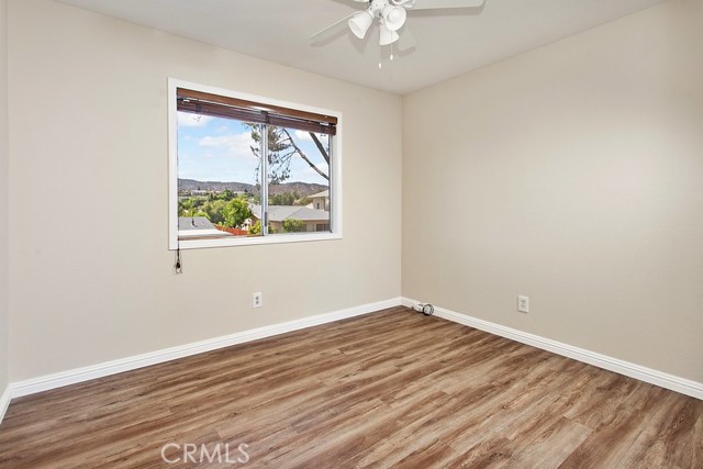 Detail Gallery Image 10 of 15 For 7280 Darnoch Way, West Hills,  CA 91307 - 4 Beds | 3 Baths