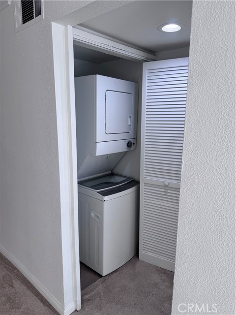 Detail Gallery Image 11 of 17 For 5515 Canoga Ave #221,  Woodland Hills,  CA 91367 - 2 Beds | 2 Baths