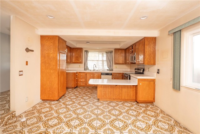 Detail Gallery Image 4 of 23 For 4424 Calada, Pico Rivera,  CA 90660 - 4 Beds | 2 Baths