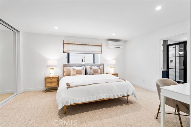 Detail Gallery Image 22 of 37 For 1817 W Bay Ave a,  Newport Beach,  CA 92663 - 2 Beds | 2/1 Baths