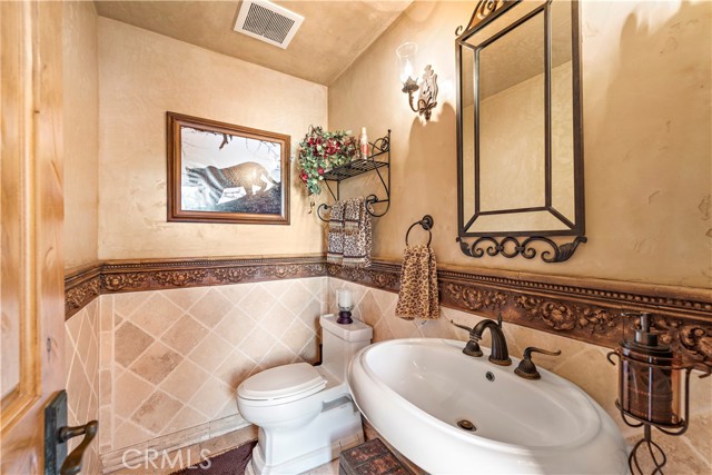 Detail Gallery Image 13 of 14 For 344 W Paseo De Cristobal, San Clemente,  CA 92672 - 4 Beds | 3/1 Baths