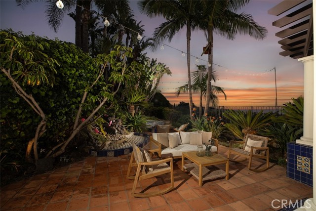 Detail Gallery Image 17 of 40 For 32056 Coast Highway, Laguna Beach,  CA 92651 - 3 Beds | 1 Baths