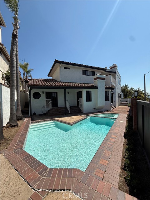 Detail Gallery Image 17 of 17 For 4441 Los Patos Ave, Huntington Beach,  CA 92649 - 3 Beds | 3/2 Baths