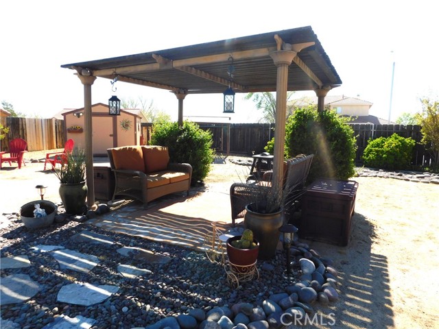 Detail Gallery Image 18 of 27 For 20774 Village Ct, California City,  CA 93505 - 3 Beds | 2 Baths