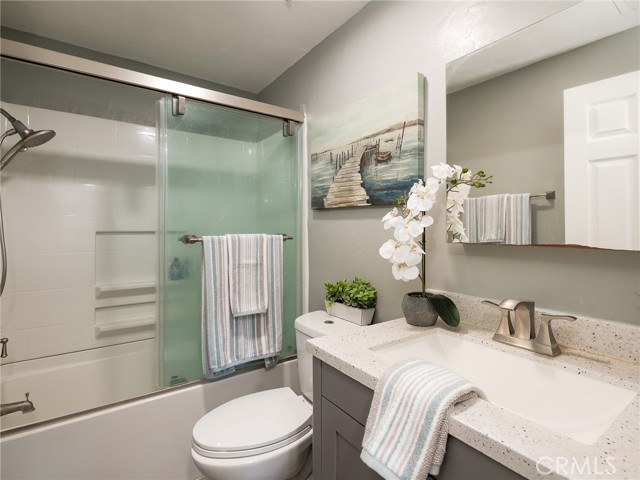 Detail Gallery Image 11 of 33 For 730 W 4th St #418,  Long Beach,  CA 90802 - 2 Beds | 2 Baths