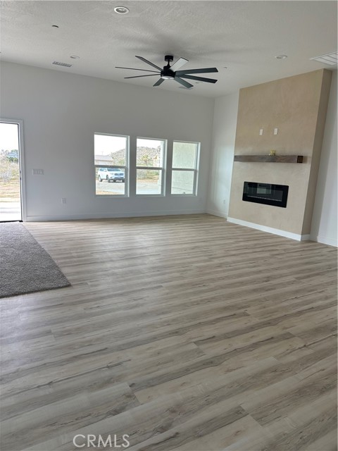 Detail Gallery Image 7 of 35 For 16353 Smokethorn Rd, Apple Valley,  CA 92307 - 3 Beds | 2 Baths