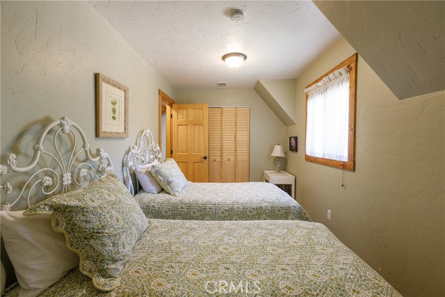 Detail Gallery Image 36 of 43 For 23883 Pioneer Camp Rd, Crestline,  CA 92325 - 4 Beds | 3/1 Baths