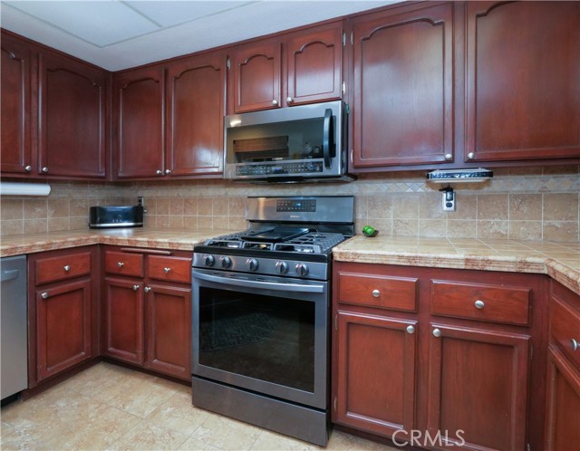 320 Catalina Avenue, Redondo Beach, California 90277, 2 Bedrooms Bedrooms, ,3 BathroomsBathrooms,Residential,Sold,Catalina,PV22020552