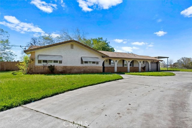 5585 N Indianola Avenue, Clovis, CA, 93619 5585 N Indianola Avenue, Clovis, CA, 93619