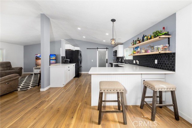 Detail Gallery Image 9 of 30 For 38448 95th St, Palmdale,  CA 93591 - 3 Beds | 2 Baths