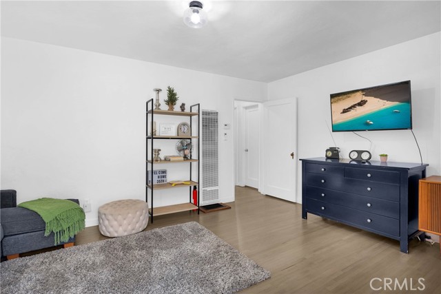 Detail Gallery Image 9 of 46 For 101 E 35th St, Long Beach,  CA 90807 - – Beds | – Baths