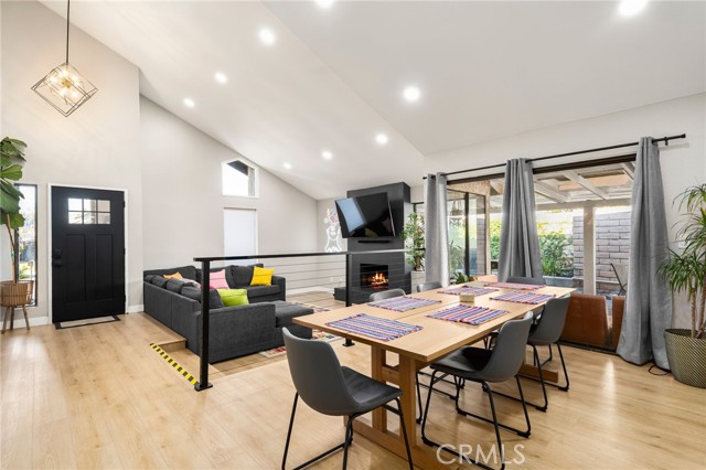 Detail Gallery Image 7 of 32 For 1128 Dawn Ridge Way, Covina,  CA 91724 - 3 Beds | 2 Baths