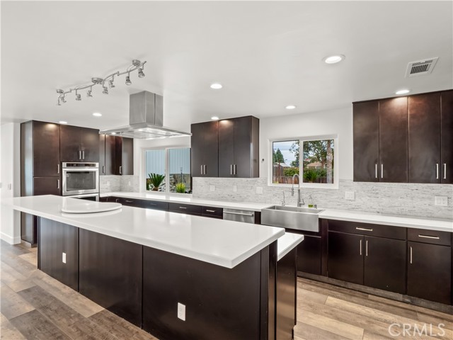 Detail Gallery Image 13 of 40 For 9226 N Fowler, Clovis,  CA 93619 - 4 Beds | 3/1 Baths