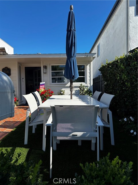 Detail Gallery Image 19 of 21 For 718 Fernleaf, Corona Del Mar,  CA 92625 - 3 Beds | 3 Baths