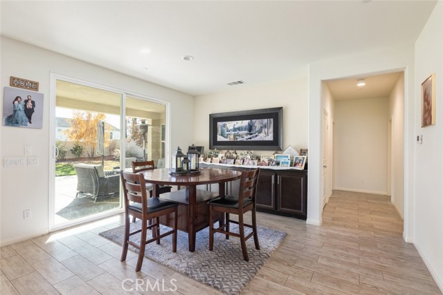 Detail Gallery Image 12 of 40 For 30517 Copper Rose, Murrieta,  CA 92563 - 4 Beds | 3/1 Baths