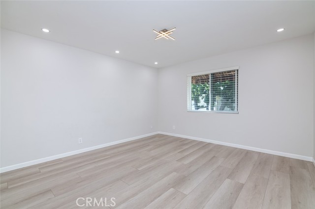 356 W California Avenue, Glendale CA: https://media.crmls.org/medias/d58dffe9-5288-40cc-abdd-83234964ace6.jpg