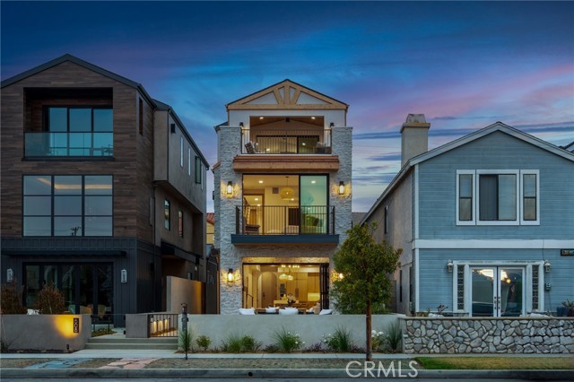 506 12th, Huntington Beach CA: https://media.crmls.org/medias/d58e0705-167a-4785-ac40-c17ddda0a5e8.jpg