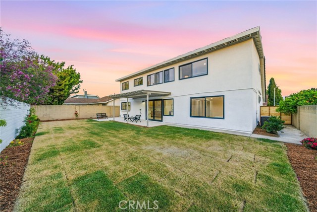 Detail Gallery Image 41 of 59 For 15335 Seine Cir, Irvine,  CA 92604 - 6 Beds | 4 Baths