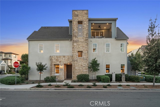 Detail Gallery Image 2 of 37 For 126 Scale, Irvine,  CA 92618 - 4 Beds | 4 Baths