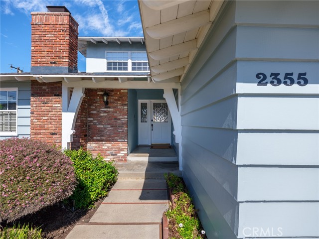 Detail Gallery Image 3 of 46 For 2355 W 235th Pl, Torrance,  CA 90501 - 5 Beds | 3 Baths